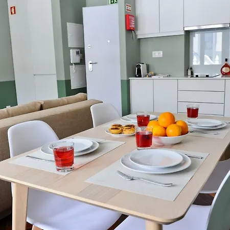 Gin O'clock In - By Misha's Place 3a Apartamento *